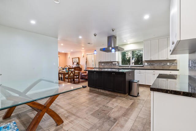 Foto del edificio - 6823 Northford Dr