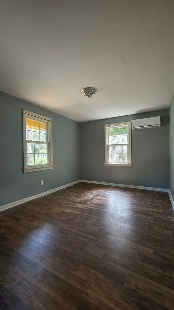 Foto del edificio - 1702 W Lincoln Ave