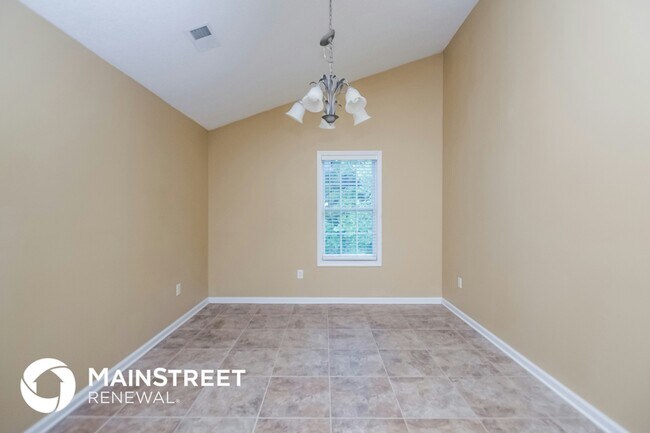 Foto del edificio - 166 Barrington Dr