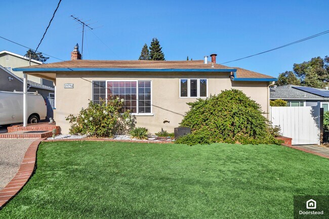 Building Photo - 19794 Sprague Ct