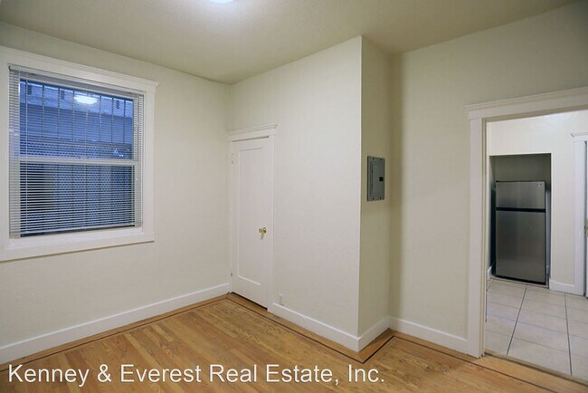 Building Photo - Studio, 1 bath House - 837 Geary #104