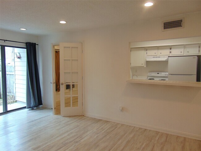 Foto del edificio - 3220 69th St