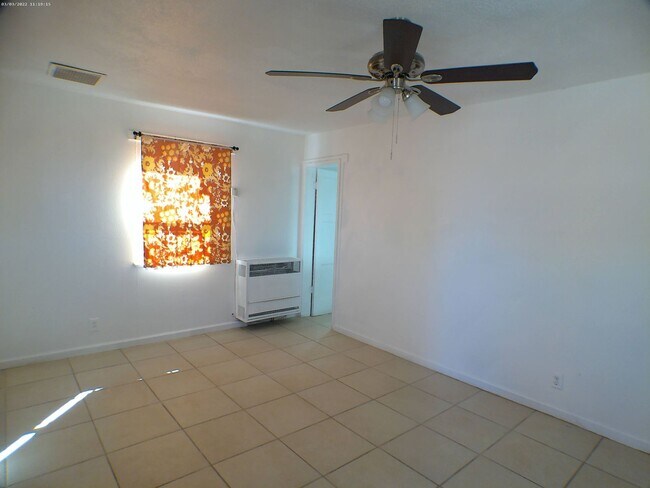 Foto del edificio - Studio Apartment