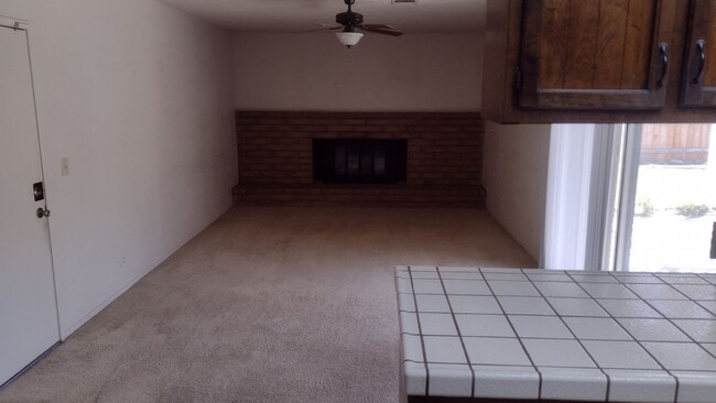 Building Photo - 68 Sunvalley Ct, Merced