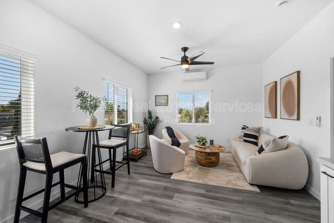 Building Photo - 5116 69th St