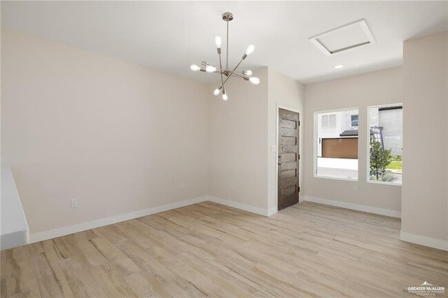 Building Photo - 13 East St