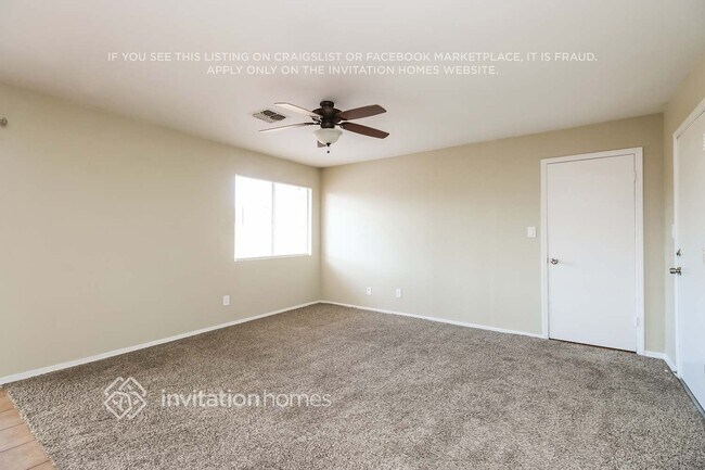 Foto del edificio - 811 E Hillview Cir