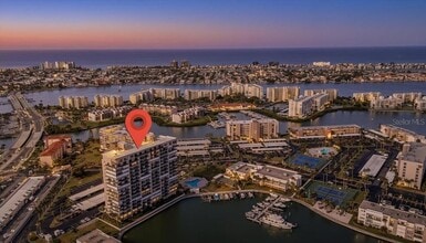 Building Photo - 7300 Sun Island Dr S