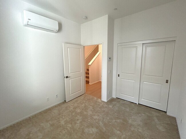 Building Photo - Milk Thistle Ln  Chino, 91708  (4 Bed, 4 Bath)