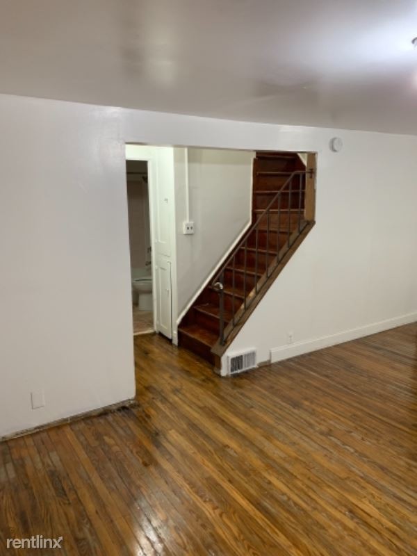 Building Photo - 3 br, 1 bath House - 208 Texas St