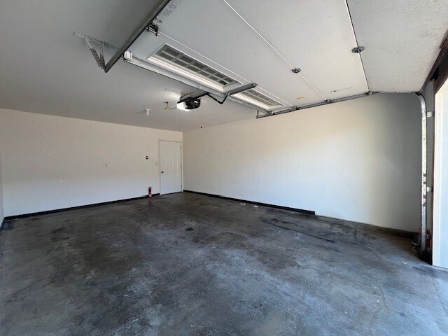 Foto del edificio - 4131 Parkview Dr