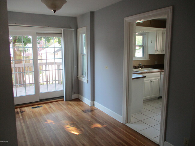 Foto del edificio - 4214 Winchester Rd