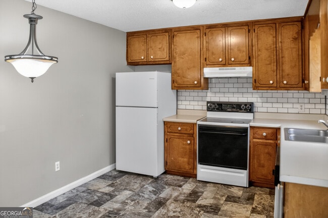 Foto del edificio - 1961 Karen Cir