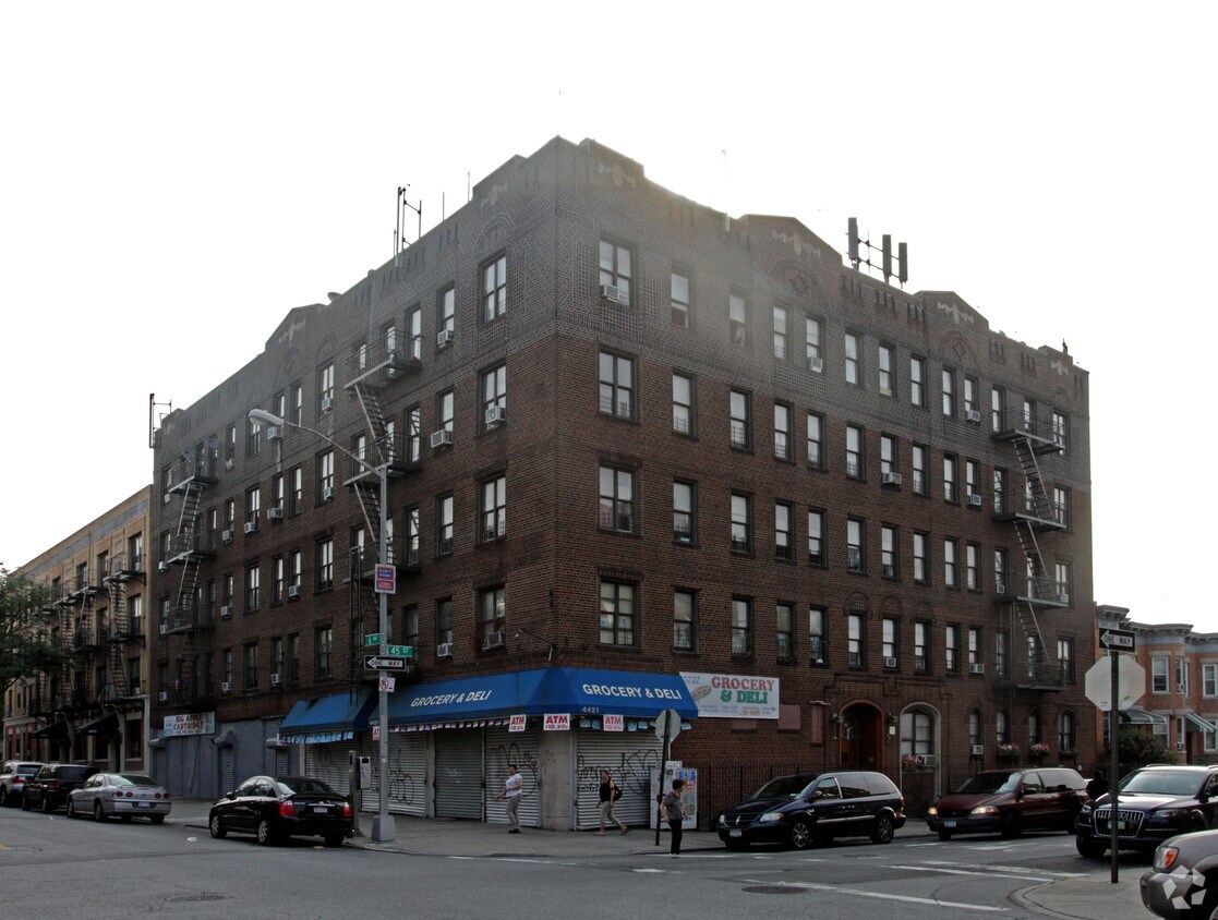 Primary Photo - 609 45th St