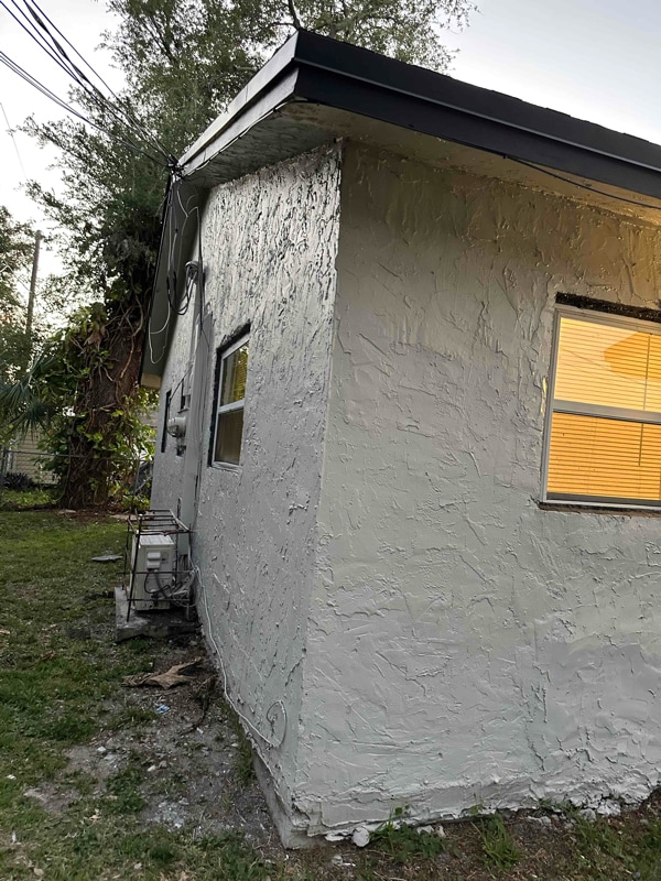 Foto del edificio - 2720 NW 13th St