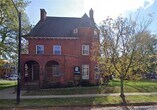 Primary Photo - 88 W Utica St