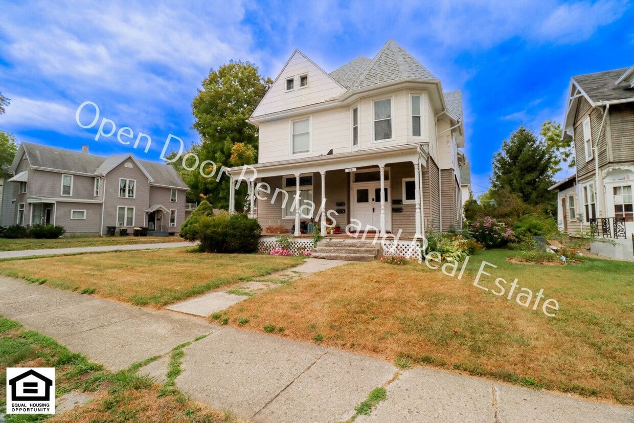 Primary Photo - 1101 Lake Ave