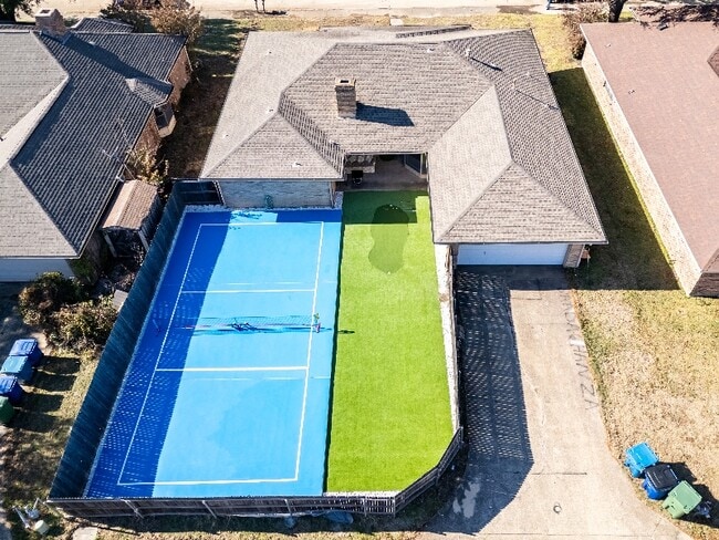 Photo - 3706 Bishop Hill Dr House