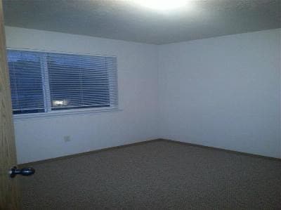 Foto del edificio - 45 Appleway Dr