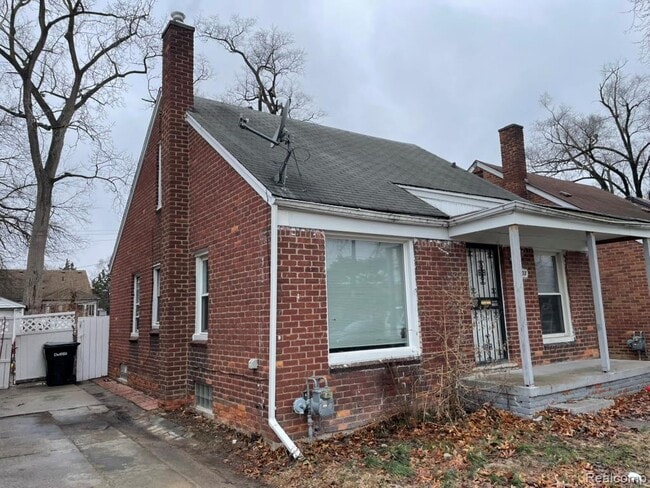 Foto del edificio - 19803 Santa Rosa Dr