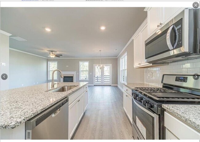 Building Photo - 2255 Morgan Pl Dr
