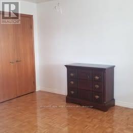 Photo du bâtiment - 84 Montmorency Dr