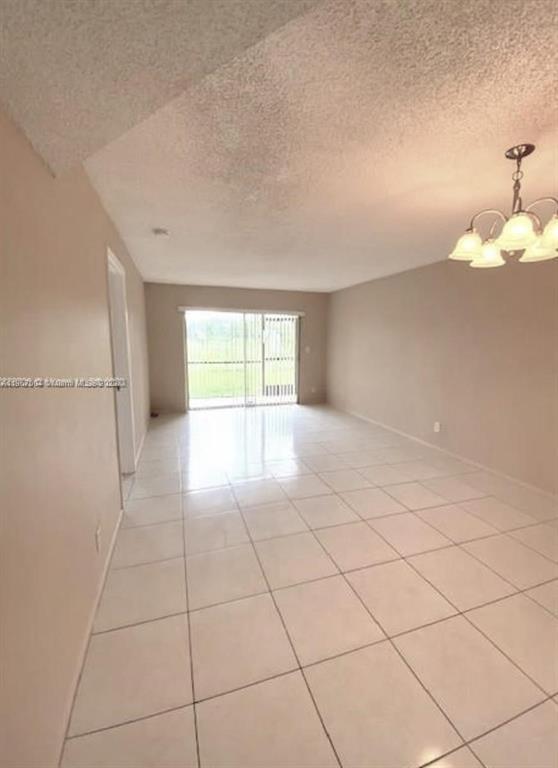 Foto del edificio - 7831 Colony Cir N