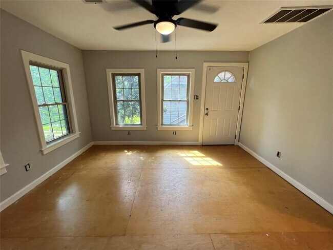 Foto del edificio - 4309 Coyle St