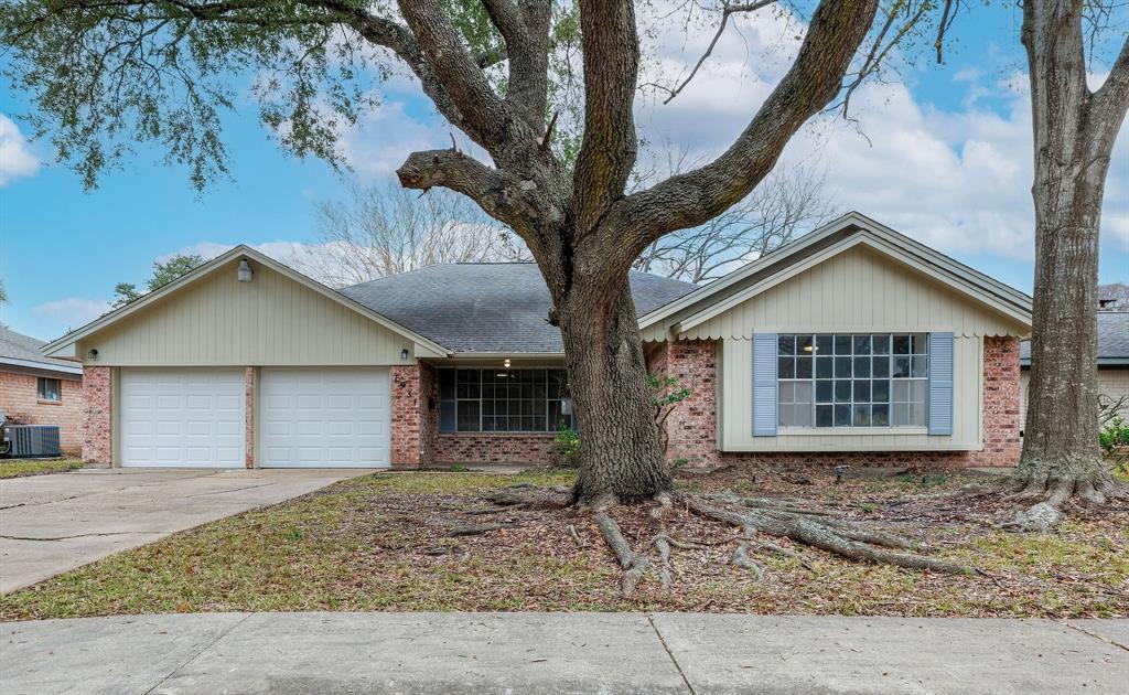 Foto principal - 1931 Seakale Ln