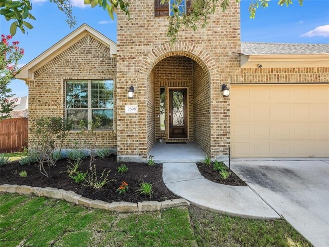 Foto del edificio - 2508 Hilltop Divide Ln