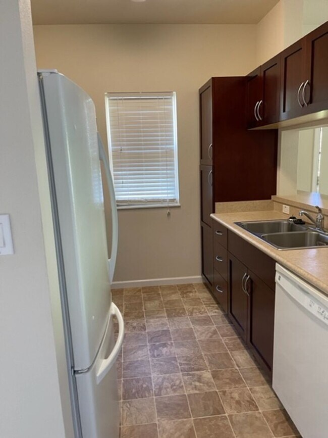 Building Photo - Ground floor apartment in Wailuku