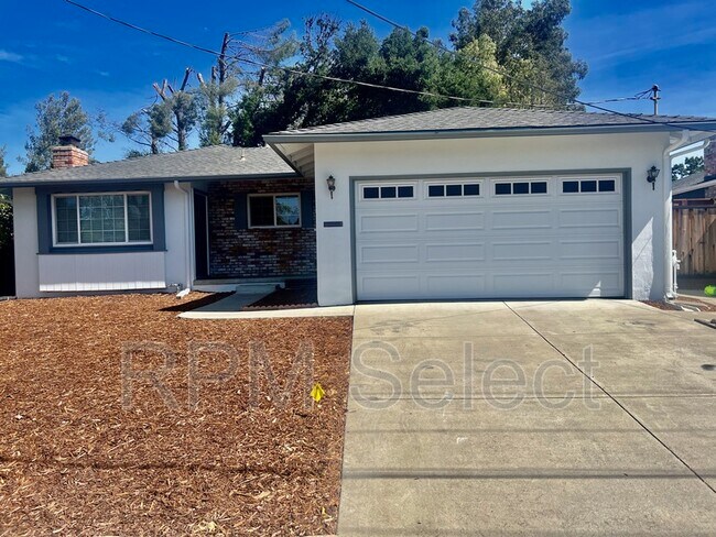 Foto del edificio - 2440 Charlotte Ave