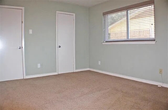 Foto del edificio - Walk to Campus from This Spacious 3BR/2BA Home (Shared Housing)
