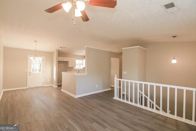 Foto del edificio - 5591 Sapphire SPG