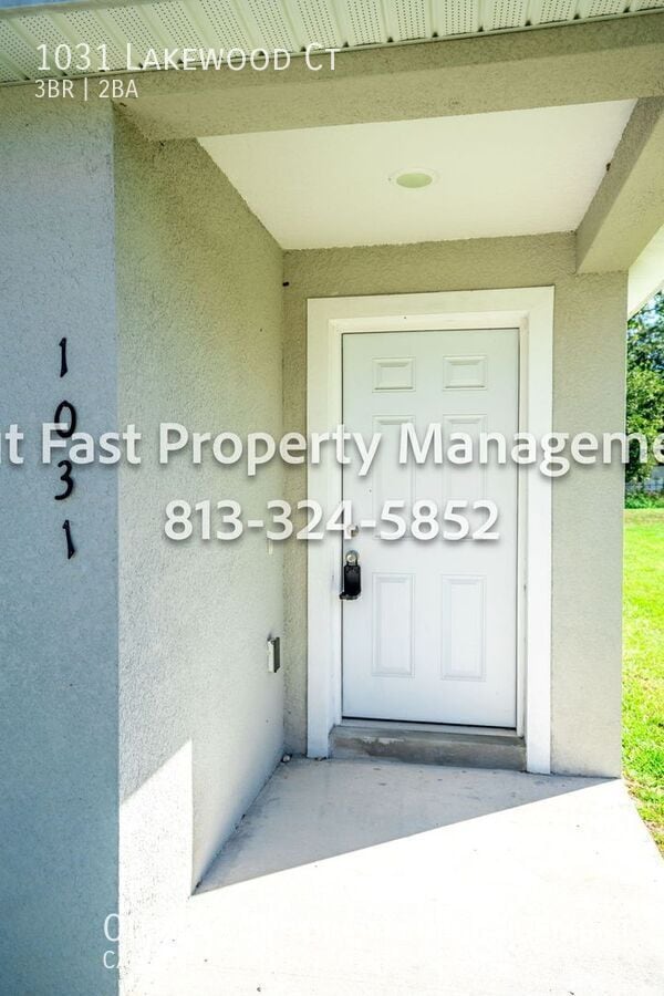 Foto del edificio - 1031 Lakewood Ct