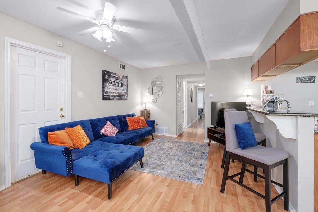 Foto principal - 610 W 35th St