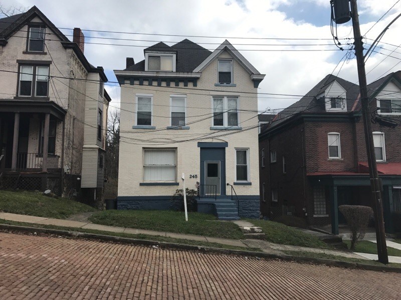 Building Photo - 245 Shiloh Ave