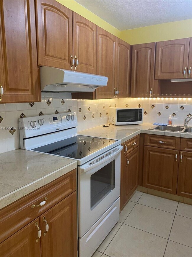 Foto del edificio - 9301 SW 92nd Ave