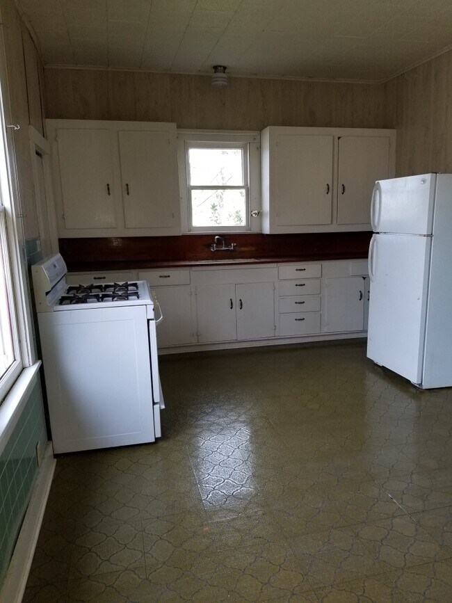 Foto del edificio - 706 Fowzer St