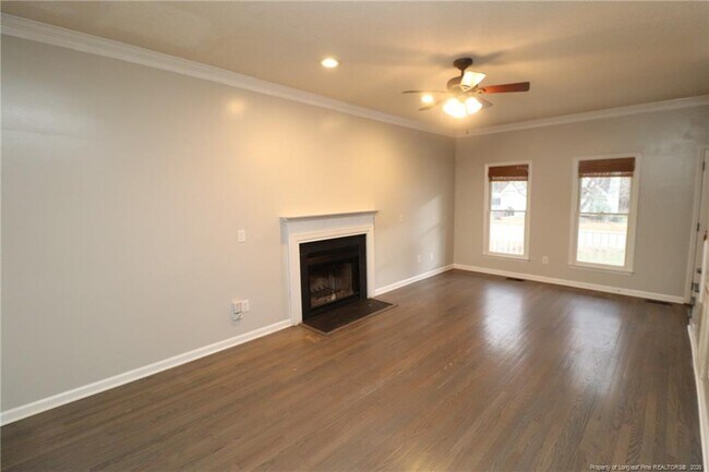 Building Photo - 2704 Thurrock Dr