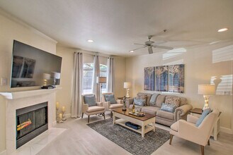 Building Photo - 15095 N Thompson Peak Pkwy