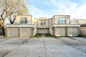 Building Photo - 6419 NW 63rd St