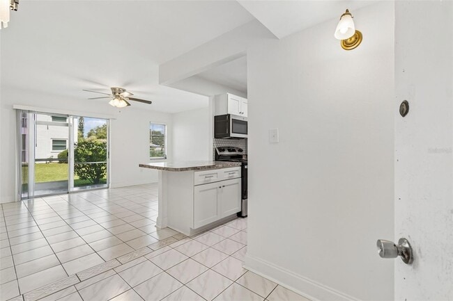 Photo - 237 S McMullen Booth Road Unit 51 Apartment