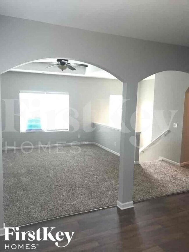 Building Photo - 583 Forrest Hills Dr