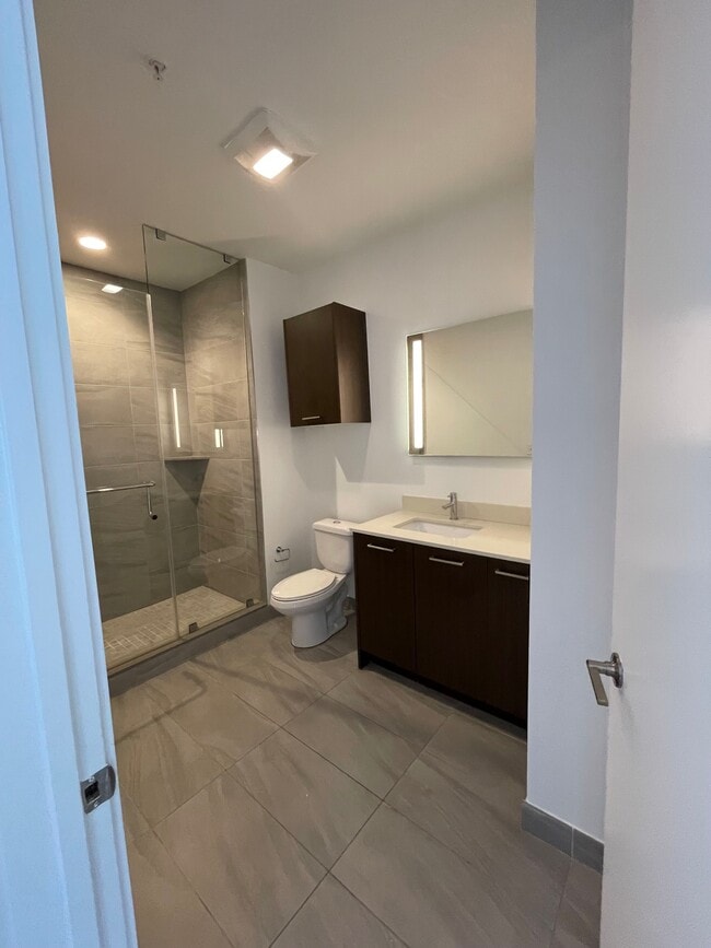 Building Photo - 250 NE 27th St