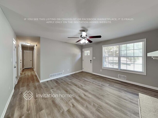 Foto del edificio - 182 Old Mill Way SW