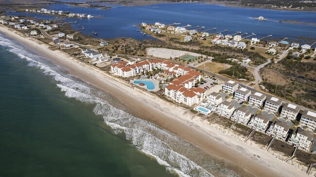 Building Photo - 790 New River Inlet Rd