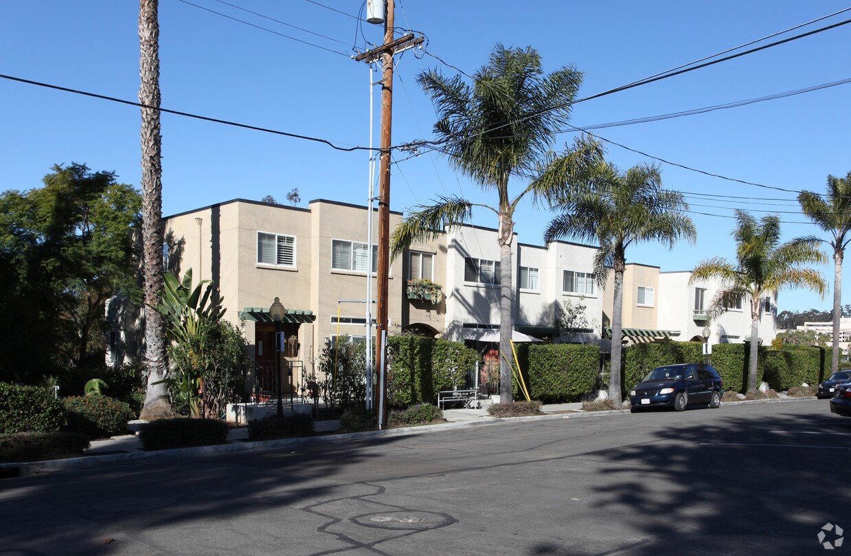Primary Photo - 1310-1340 24th St