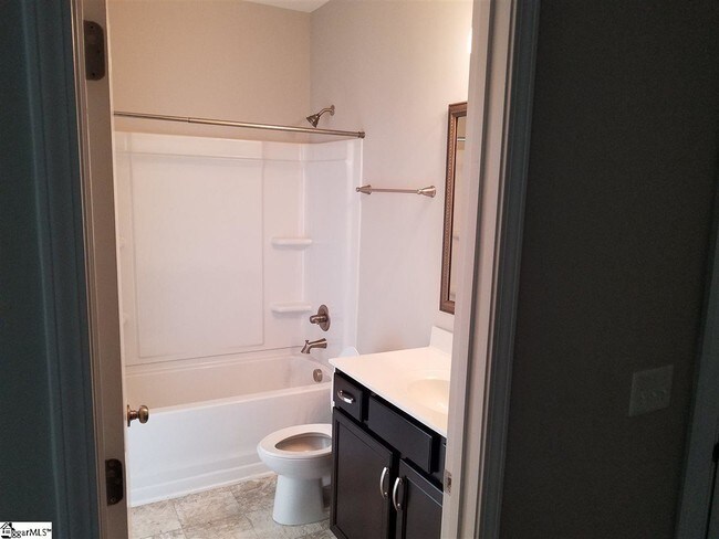 Building Photo - 120 Coppermine Dr