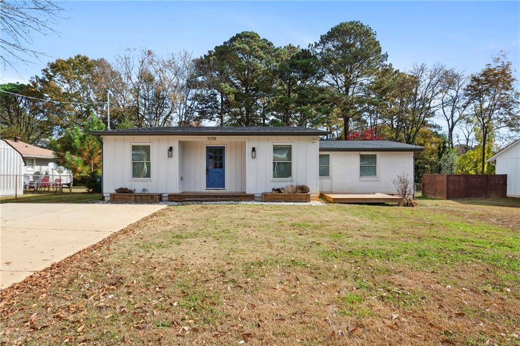 Primary Photo - 3258 Highland Dr SE